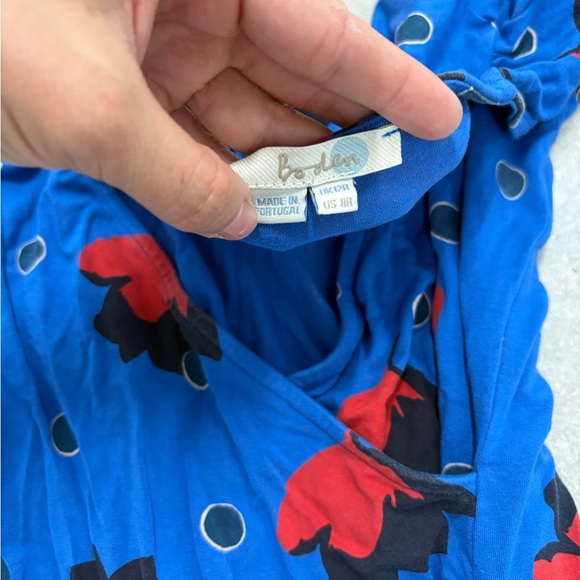 Boden jersey knit faux wrap Blue and Red Floral Women's Top 8 - Picture 6 of 6
